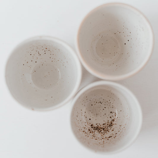 Becher Hello New Day